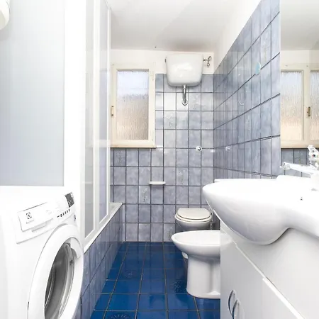 Appartement S128 - Sirolo, Delizioso Trilocale In Centro Con Aria Condizionata
